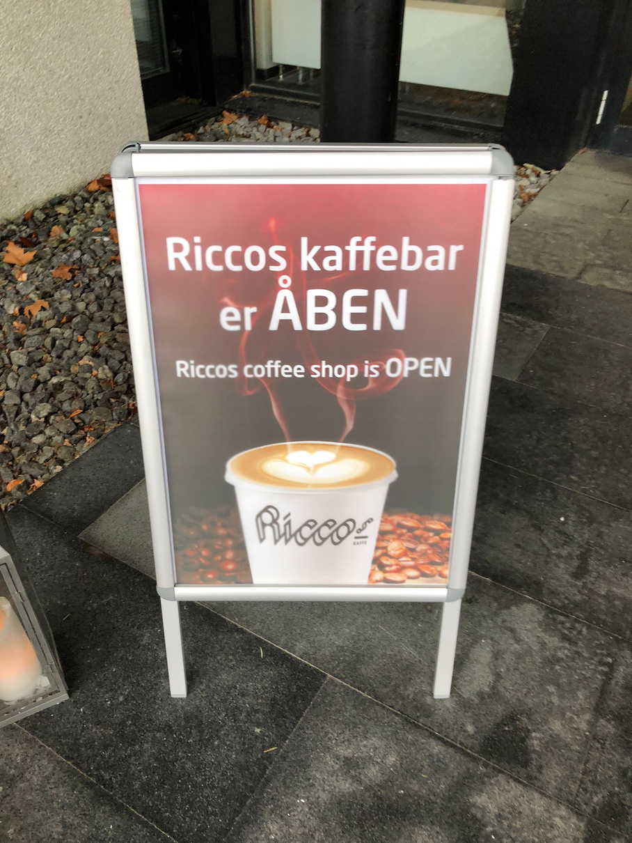 Skilt for Riccos